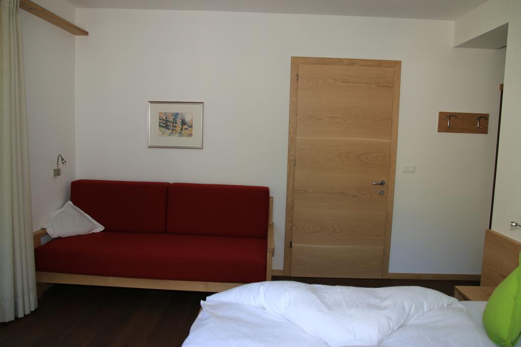 Garni Raffein Hotel Lana Bagian luar foto